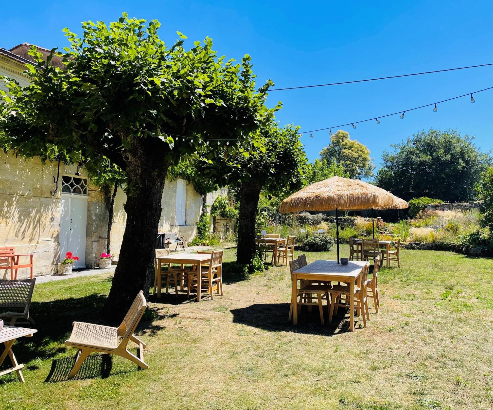 Bed and Breakfast La Vigne D'Or Teuillac Exterior foto